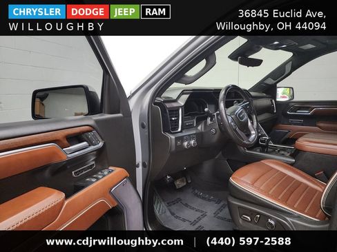 Used 2023 GMC Sierra 1500 Denali Ultimate AWD/4WD image 13