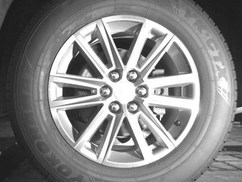 Used 2023 Chevrolet Traverse LT FWD image 35