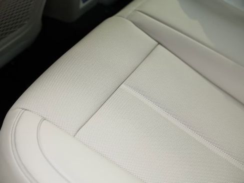 New 2026 Genesis G70 2.5T image 27