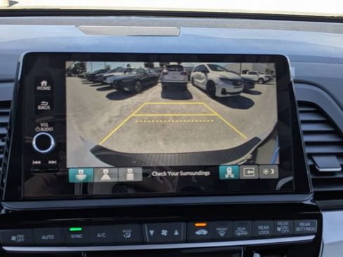 New 2026 Honda Odyssey Touring image 32