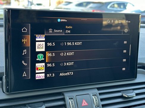 Certified 2023 Audi Q5 2.0T Premium w/ Convenience Package image 18