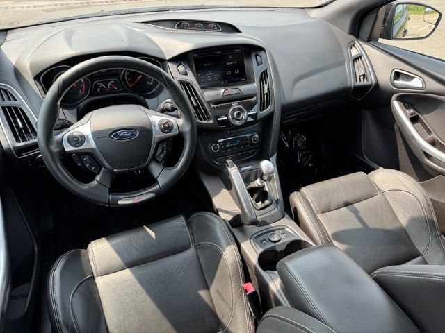 Used 2013 Ford Focus ST FWD image 11