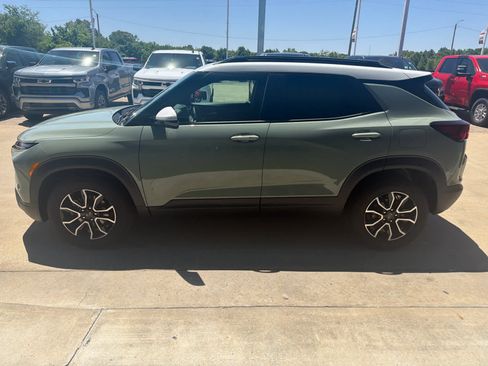New 2026 Chevrolet TrailBlazer ACTIV w/ Convenience Package FWD image 3