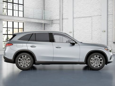 New 2026 Mercedes-Benz GLC 300 image 11