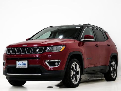 Used 2019 Jeep Compass Limited image 3