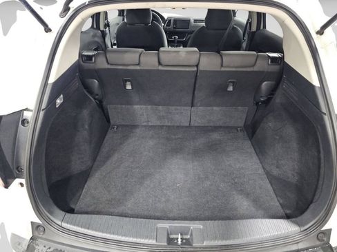 Used 2021 Honda HR-V EX image 26