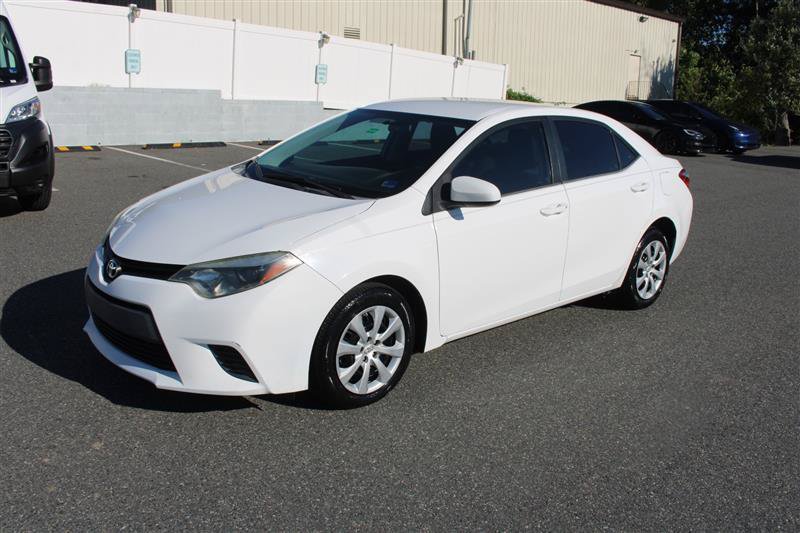 Used 2014 Toyota Corolla LE FWD image 3