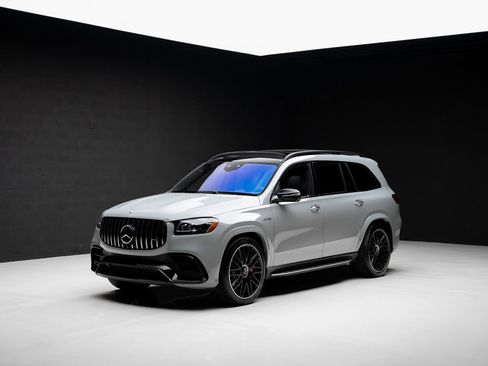 Used 2024 Mercedes-Benz GLS 63 AMG 4MATIC image 4