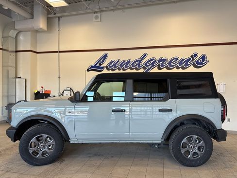 Used 2024 Ford Bronco Big Bend image 2