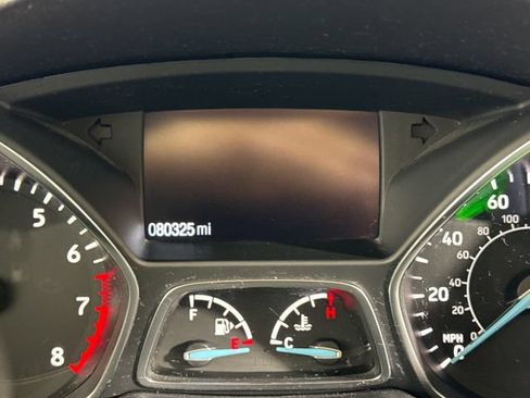Used 2017 Ford Escape S FWD image 29