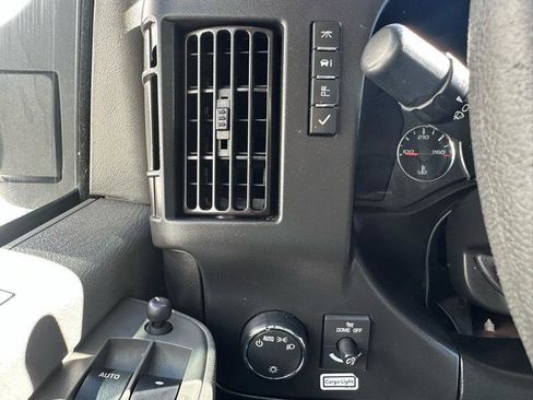 Used 2021 GMC Savana 3500 Extended w/ Power Convenience Package image 10