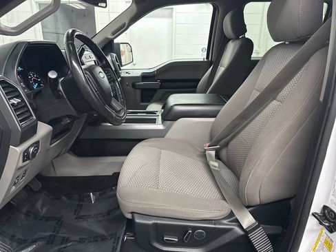 Used 2018 Ford F150 XLT w/ Equipment Group 302A Luxury AWD/4WD image 21