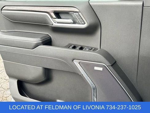 Used 2025 Chevrolet Silverado 1500 LTZ w/ LTZ Premium Package AWD/4WD image 23