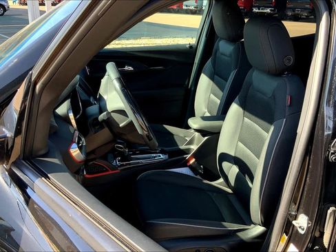 Used 2022 Chevrolet TrailBlazer RS image 7