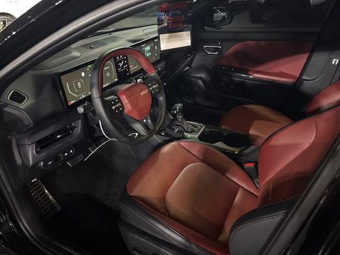 Used 2025 Kia K4 GT-Line Turbo image 5