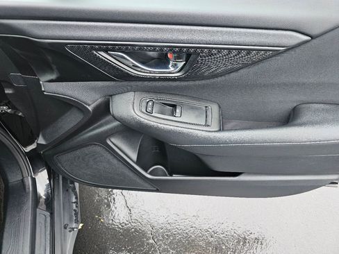 Used 2023 Subaru Outback Premium image 16