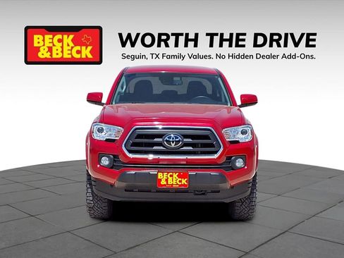 Used 2022 Toyota Tacoma SR5 image 2