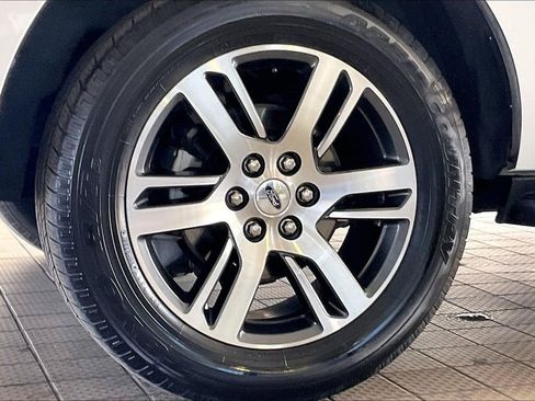 Used 2024 Ford Expedition Limited image 37