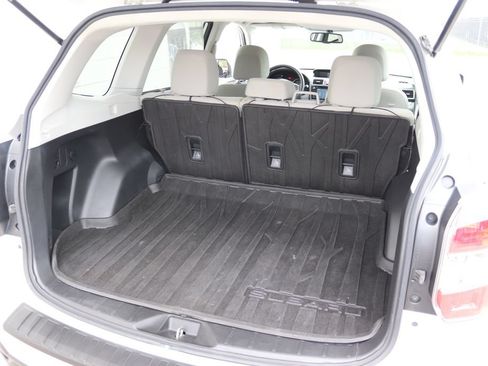 Used 2016 Subaru Forester 2.5i Premium w/ All-Weather Package AWD/4WD image 16