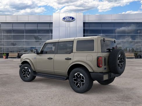 New 2026 Ford Bronco Outer Banks AWD/4WD image 4
