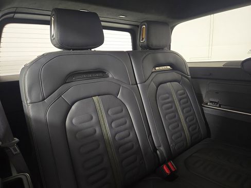 Used 2022 Rivian R1S Launch Edition image 25