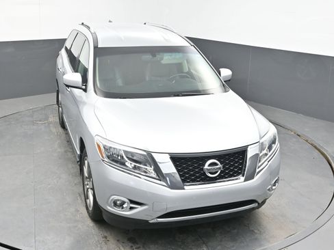 Used 2013 Nissan Pathfinder Platinum image 27