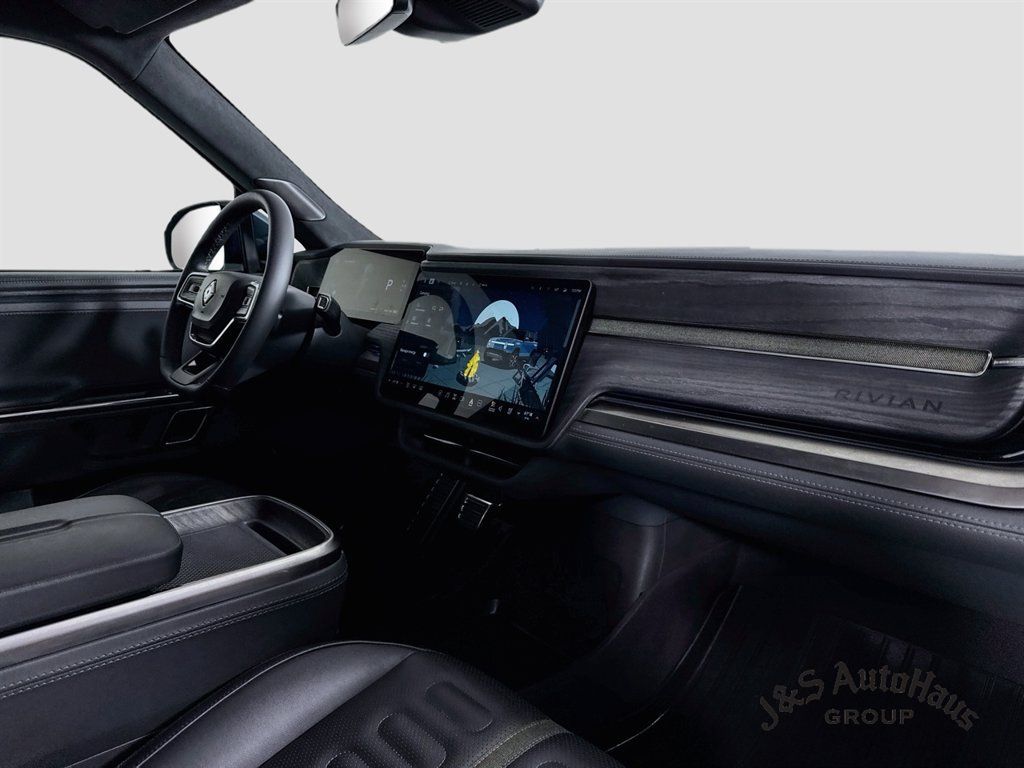 Used 2024 Rivian R1S Adventure Dual AWD/4WD image 38