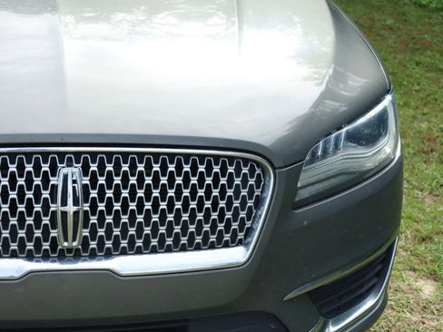 Used 2017 Lincoln MKZ Premiere image 14