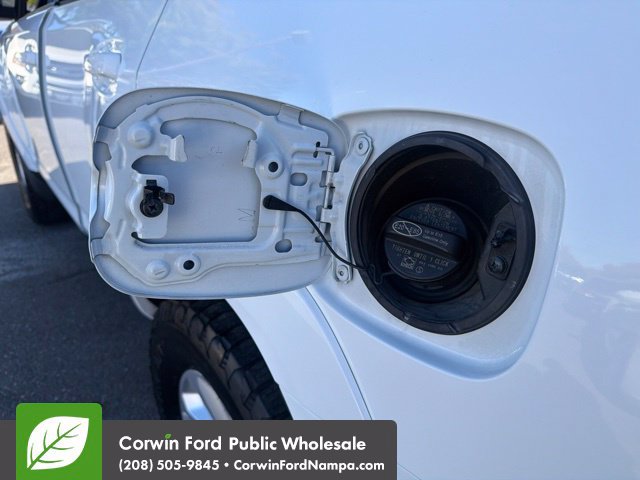Used 2021 Toyota 4Runner SR5 AWD/4WD image 10