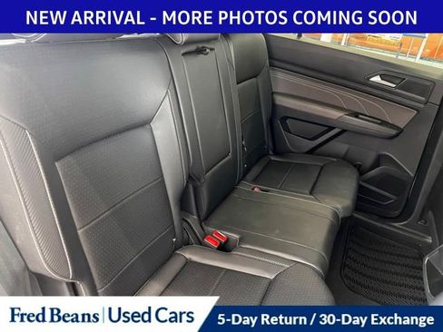 Used 2023 Volkswagen Atlas Cross Sport SE w/ Panoramic Sunroof Package image 7