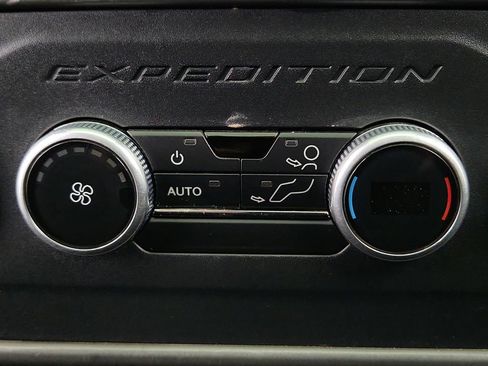 Used 2021 Ford Expedition XLT AWD/4WD image 31