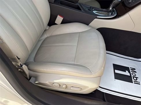 Used 2011 Buick Regal CXL w/ RL3 Preferred Equipment Group image 20