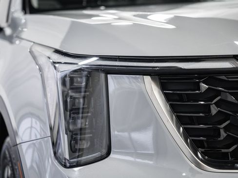 Used 2025 Kia Sorento S w/ Panoramic Sunroof Package image 11