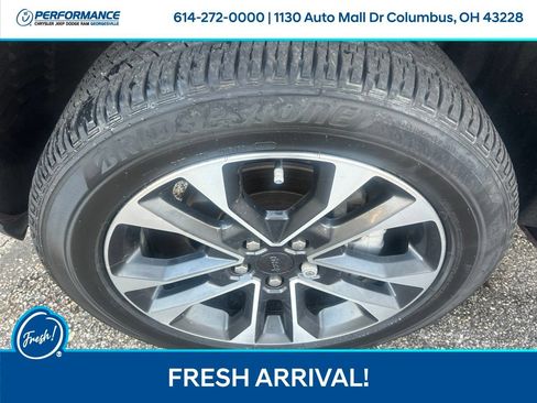 Used 2022 Jeep Grand Cherokee Overland w/ Advanced Protech Group III AWD/4WD image 10