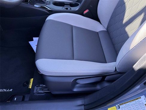 Used 2025 Toyota Corolla LE image 15