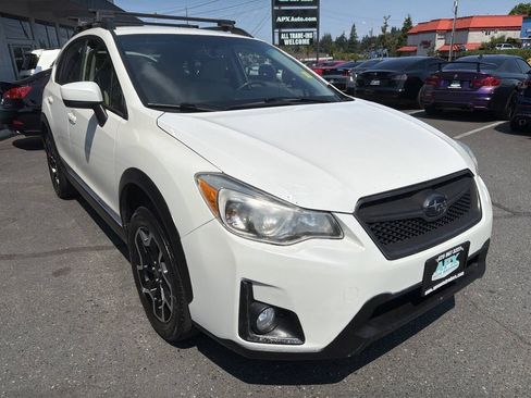 Used 2016 Subaru Crosstrek 2.0i Premium w/ Popular Package #1 AWD/4WD image 10