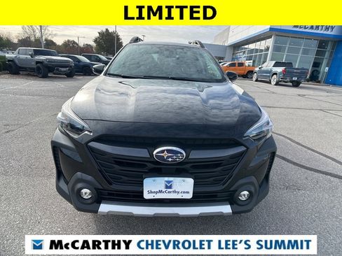 Used 2023 Subaru Outback Limited image 3