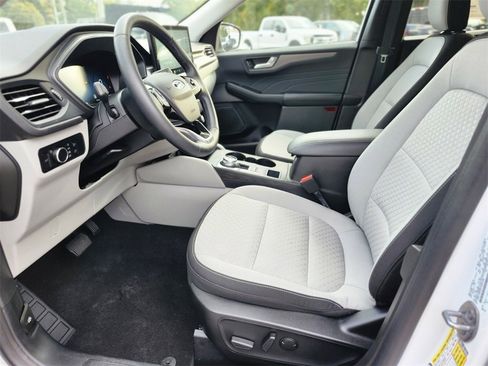 Certified 2023 Ford Escape Active w/ Tech Pack #2 image 17