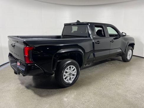 New 2026 Toyota Tacoma SR5 image 3