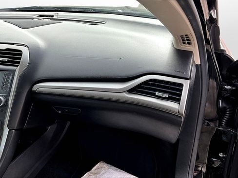 Used 2017 Ford Fusion S image 21