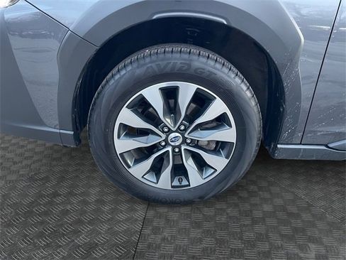 Used 2023 Subaru Outback Limited image 14