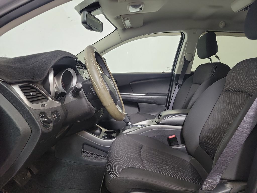 Used 2016 Dodge Journey SE w/ Flexible Seating Group FWD image 12