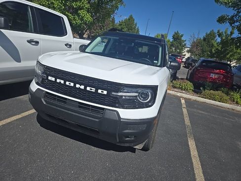 Used 2026 Ford Bronco Sport Outer Banks AWD/4WD image 3