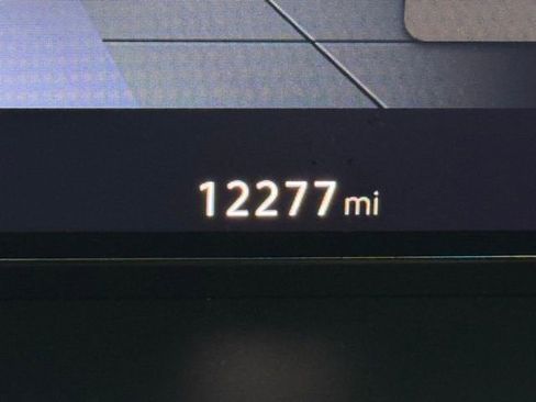 Used 2025 Volkswagen Atlas Cross Sport SE w/ Panoramic Sunroof Package image 30