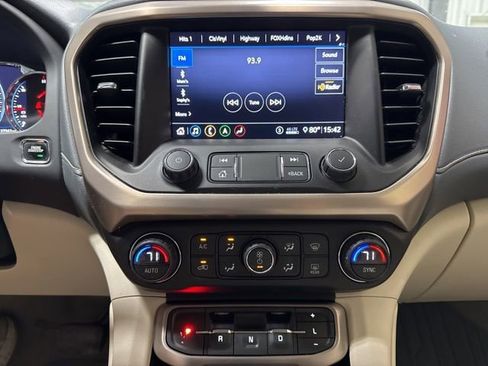 Used 2020 GMC Acadia Denali w/ Trailering Package image 8