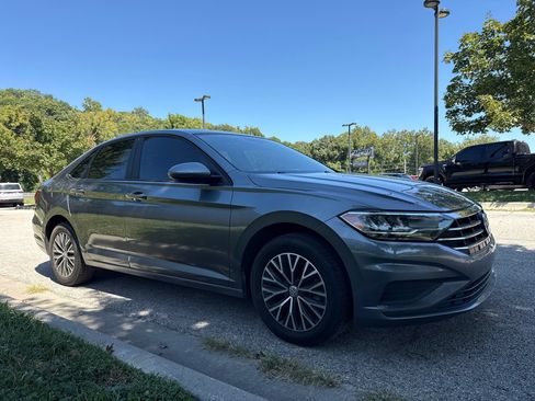 Used 2020 Volkswagen Jetta SEL FWD image 3