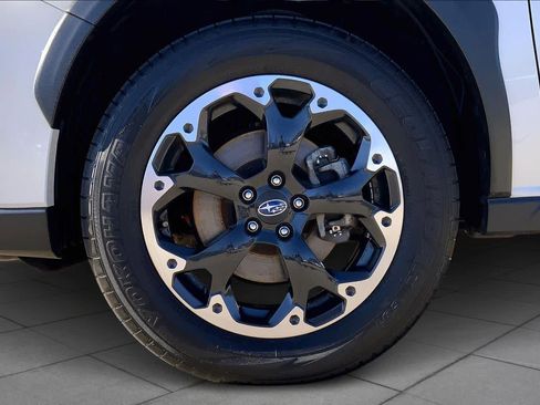 Used 2023 Subaru Crosstrek 2.0i Premium image 22