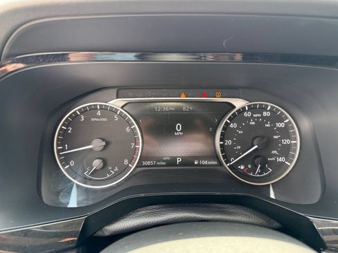 Used 2024 Nissan Pathfinder SV AWD/4WD image 13