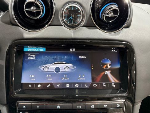 Used 2019 Jaguar XJ L Portfolio image 86