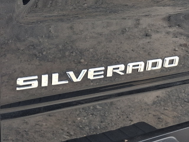 Used 2024 Chevrolet Silverado 1500 LT AWD/4WD image 32